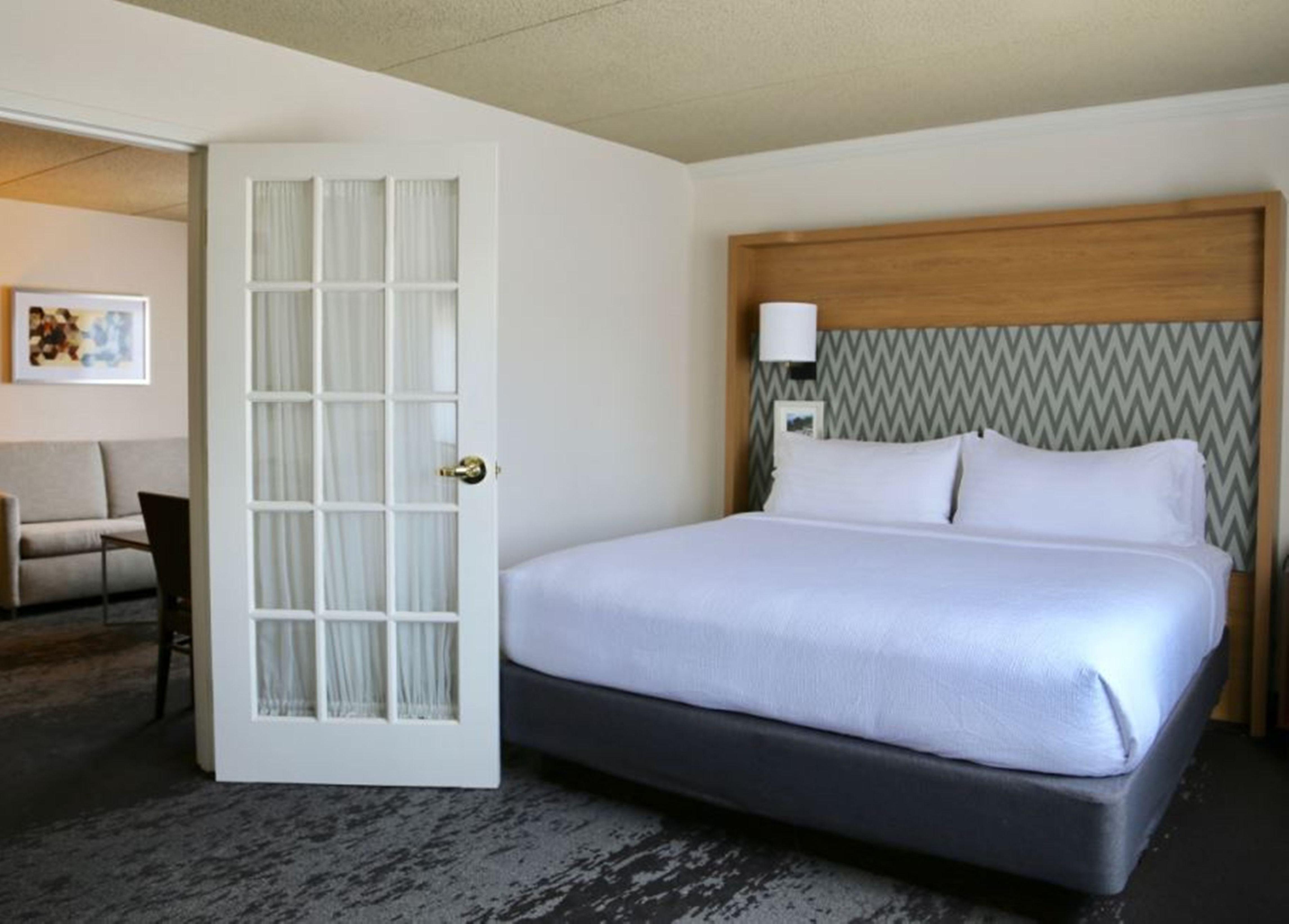Holiday Inn Salem By Ihg Exterior foto